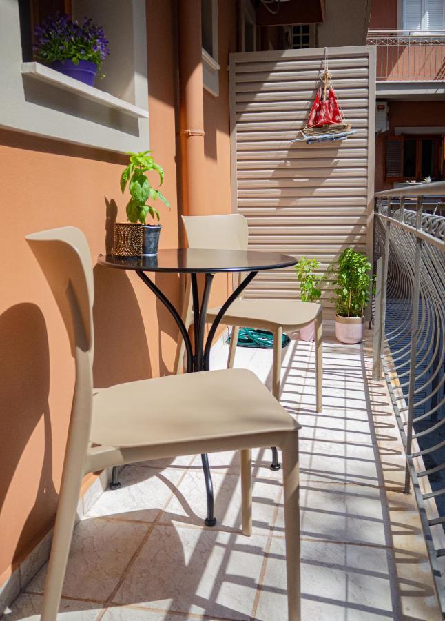 Апартаменты Dina Studio Argostoli 1 Экстерьер фото